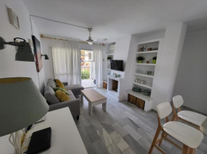 Apt Erisa en Torremolinos dos min de la playa, Puerto Marina